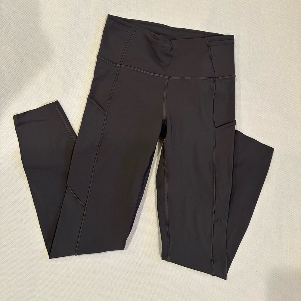 Lululemon Fast and Free Tight II 7/8 Nulux in Dark Charcoal women’s size 6